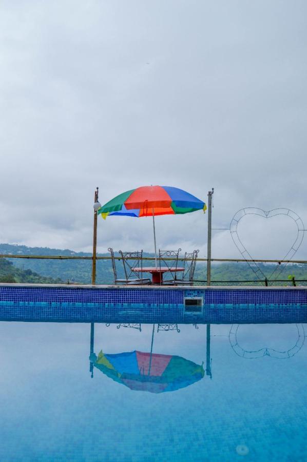 Spring Valley Mahabaleshwar Panchgani Eksteriør billede